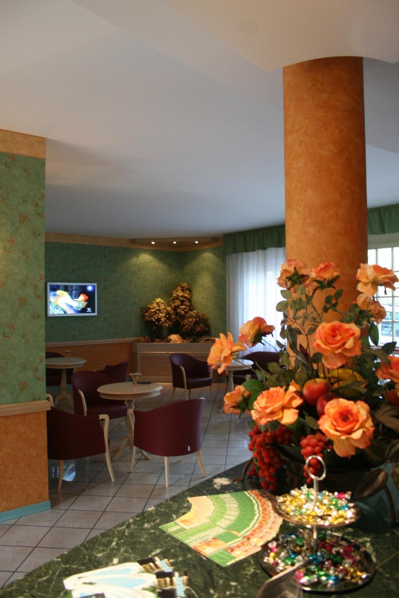 Park Hotel Reggio Emilia Exterior photo